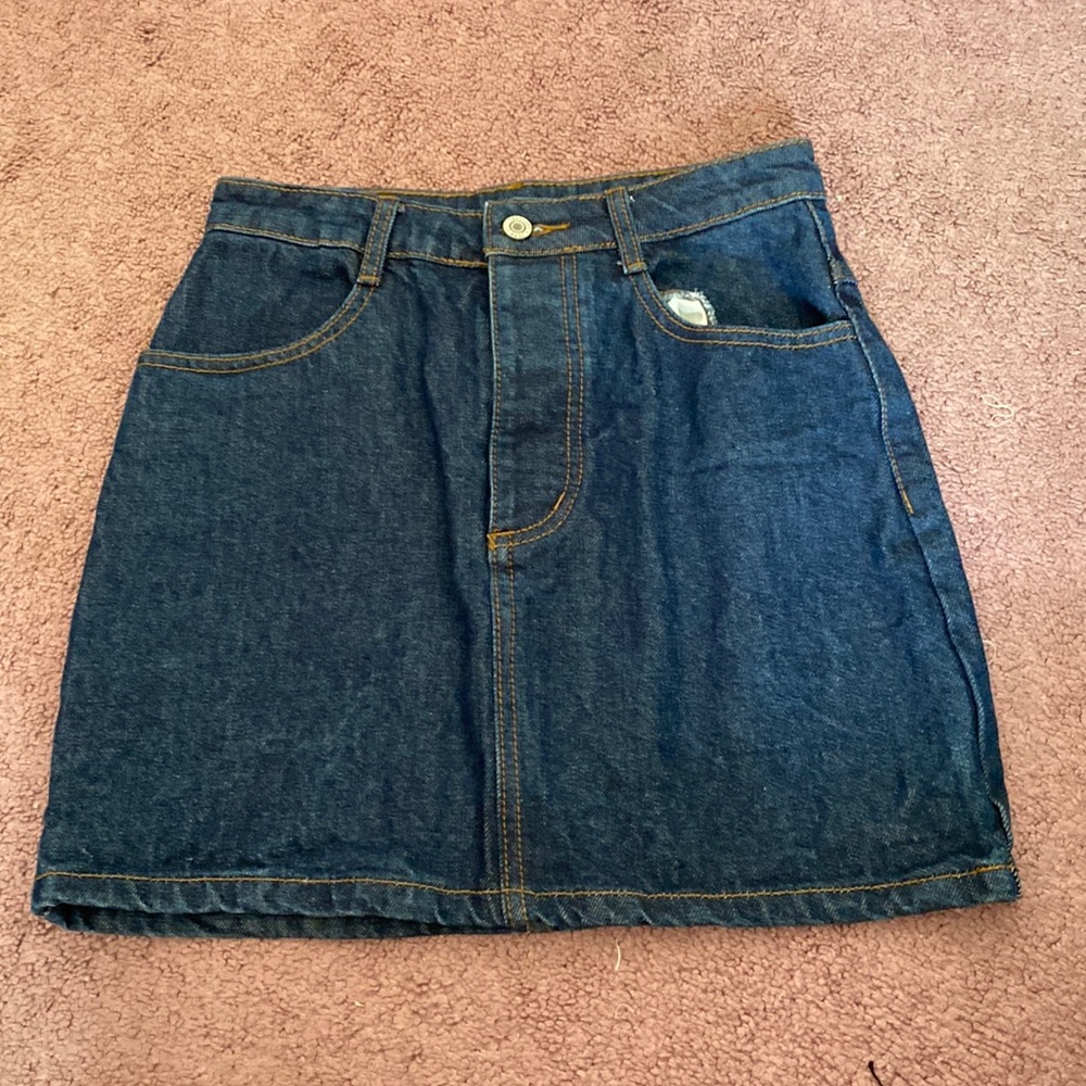 Brandy Melville denim skirt size small